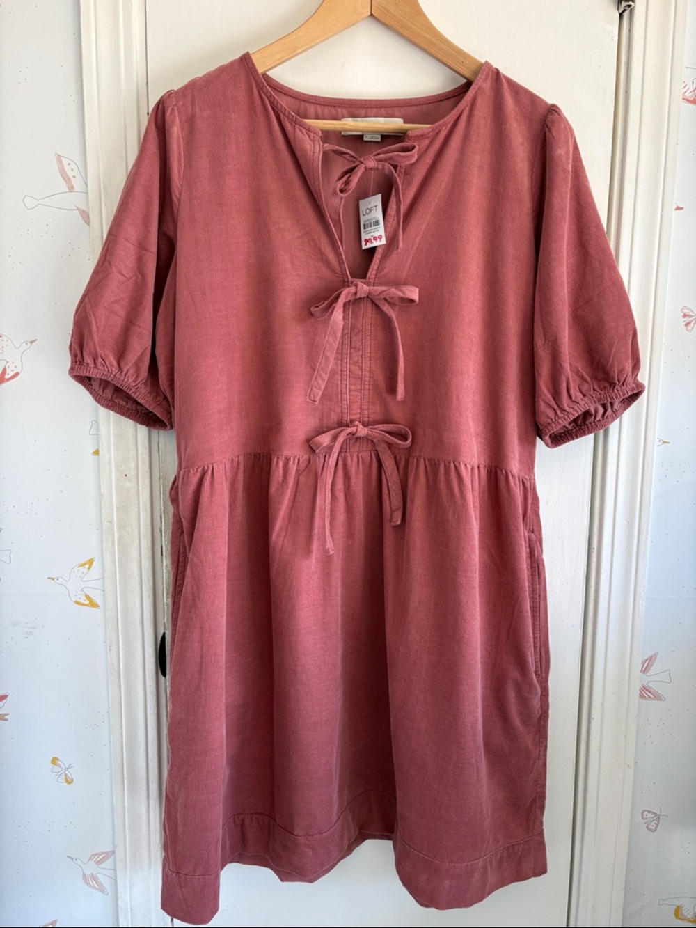 NWT LOFT Rose Tie-Front Puff Sleeve Dress